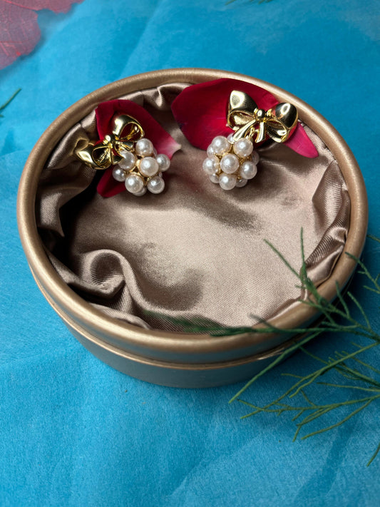 White Pearl Cluster Earrings