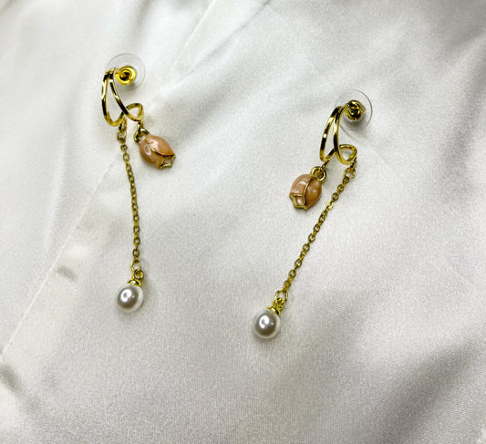 Beautiful Golden Dangling Tulip Flower Earrings